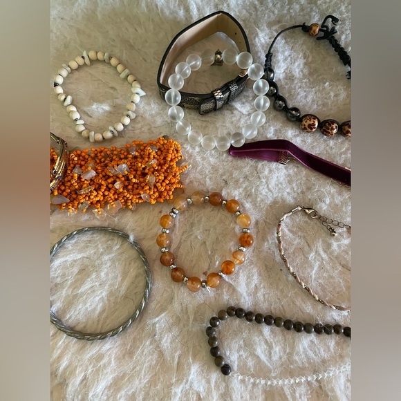 Eclectic 13 Piece Bracelet Bundle - Picture 15 of 16